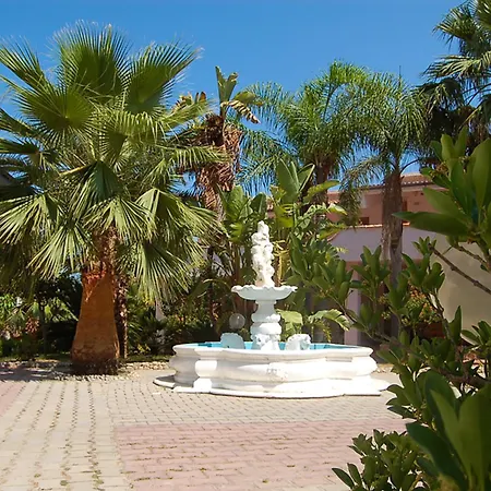 Two-room With Swimming Pool And Breakfast Included 2 Km From Tropea Bed & Breakfast 3*