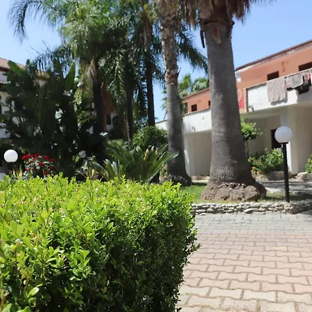 Bed & Breakfast Two-room With Swimming Pool And Breakfast Included 2 Km From Tropea 3*